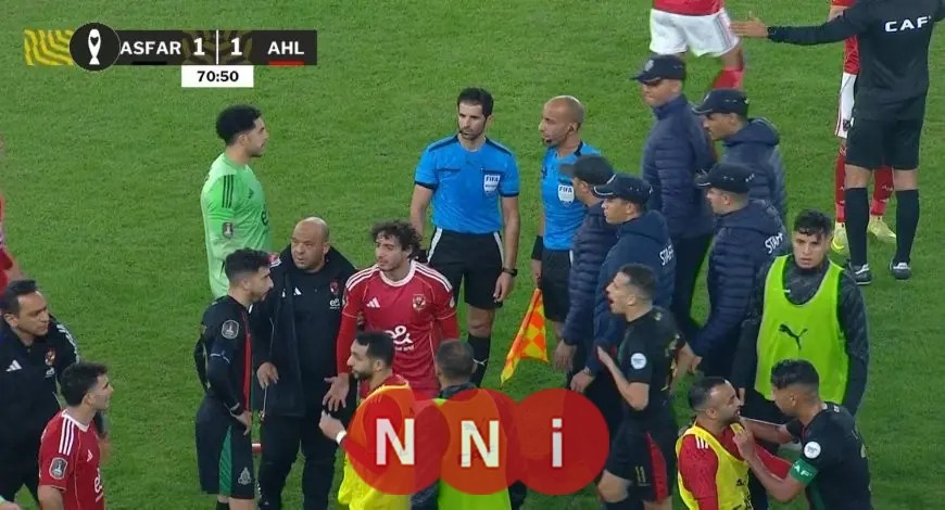 أجواء عصيبة وتحكيم مثير في تعادل الأهلي مع الجيش الملكي تعرف على أسباب توتر الملعب