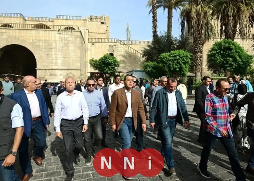 مدبولي يستعرض تطورات منطقة مسجد الحاكم بأمر الله ومشروعي بوتيك أوتيل الشوربجي والأرناؤوطي المبتكرين