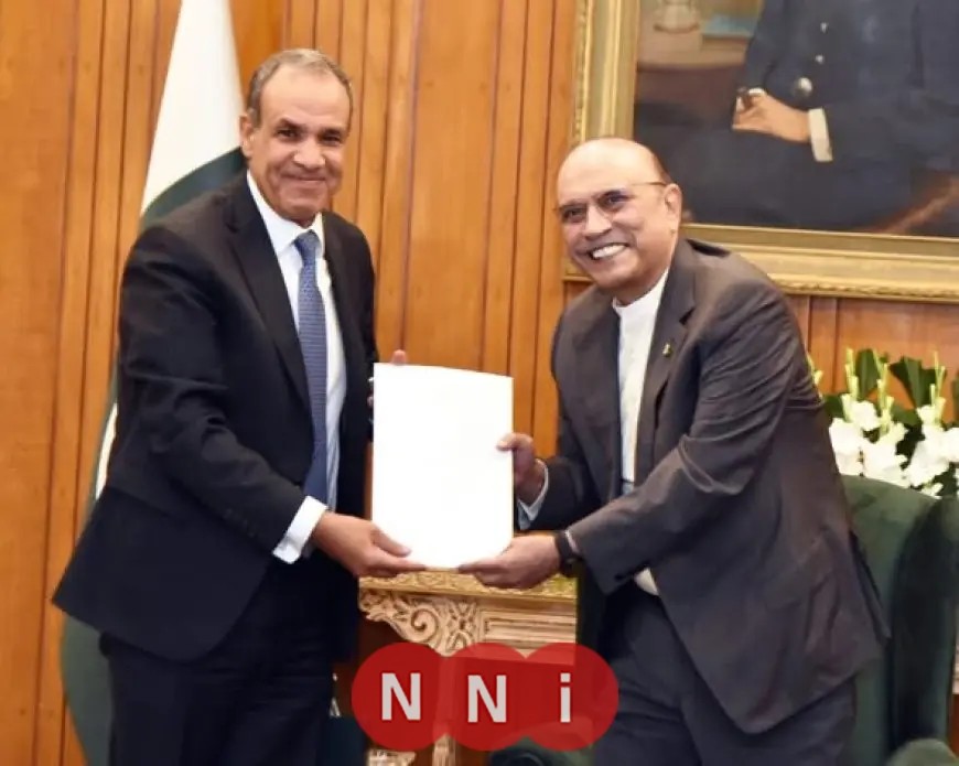 وزير الخارجية ينقل رسالة خطية من رئيس الجمهورية إلى الرئيس الباكستاني