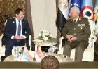 وزير الدفاع ورئيس الأركان يجتمعان مع قادة الوفود العسكرية في معرض إيديكس لتعزيز العلاقات الدفاعية