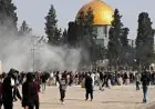 اقتحام عشرات المستوطنين للمسجد الأقصى يشعل التوترات