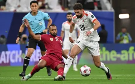 منتخب قطر يستعد لمواجهة فلسطين اليوم في افتتاح كأس العرب 2025