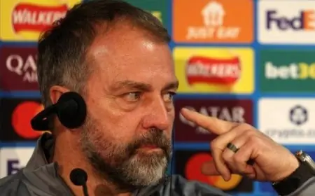 فليك يفاجئ الجميع باستبعاد لاعب بارز من برشلونة بسبب مشكلة شخصية