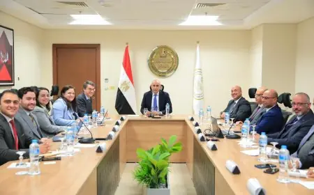 نجاح وزارة التعليم في تقليل كثافة الطلاب وسد نقص المعلمين