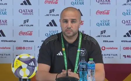 مدرب الجزائر مجيد بوقرة يعتبر كل مباراة في كأس العرب نهائي مثير