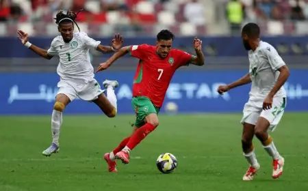 منتخب المغرب يحقق فوزاً ساحقاً على جزر القمر بثلاثة أهداف نظيفة في كأس العرب