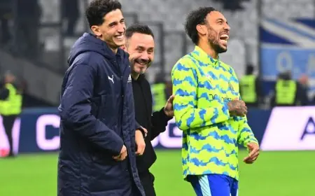 مارسيليا يصمد أمام الضغوط ويحتفظ بنايف أكرد وأوباميانغ رغم أزمة كأس إفريقيا