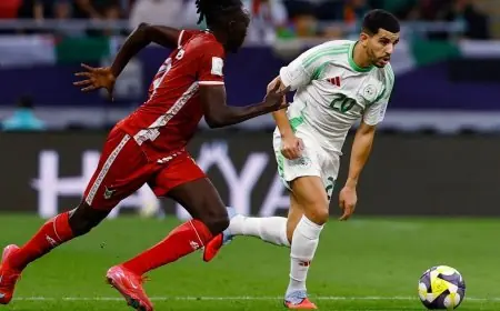 الجزائر تبدأ مشوار الدفاع عن لقب كأس العرب بتعادل مثير مع السودان