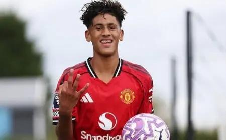 برشلونة يسعى بقوة لضم نجم مانشستر يونايتد الشاب