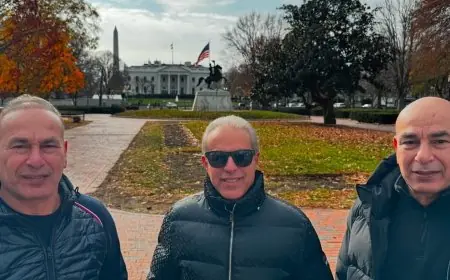 الدرندلي وحسام وإبراهيم حسن يظهرون أمام البيت الأبيض قبل سحب قرعة كأس العالم