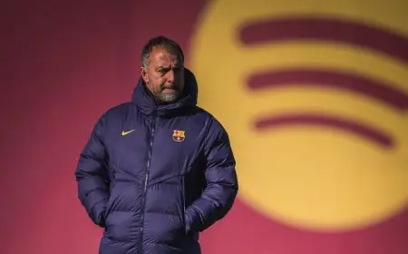 هانزي فليك يؤكد: إريك غارسيا يستحق التجديد ولامين يامال يعاني من الأخطاء الكثيرة