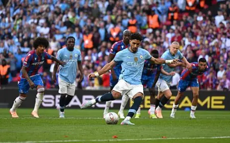 مرموش يتألق مع مانشستر سيتي في انتصار ثلاثي على سندرلاند في الدوري الإنجليزي