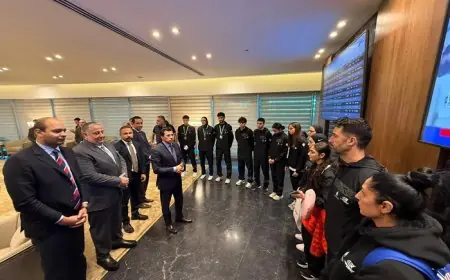 وزير الرياضة يحتفي بأبطال التايكوندو لإنجازهم التاريخي في بطولة العالم