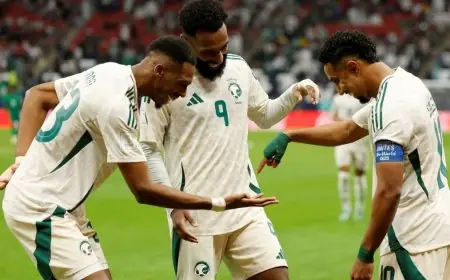 التشكيلة المنتظرة لمواجهة نارية بين السعودية والمغرب في كأس العرب