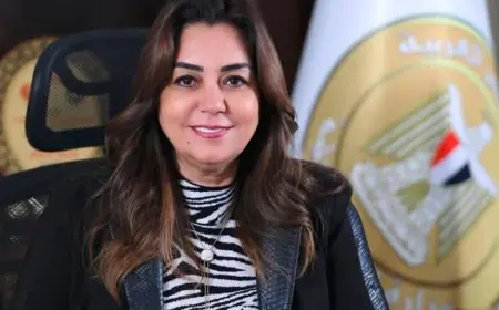 إقالة رئيس حي النزهة من قبل وزيرة التنمية المحلية لتحسين مستوى النظافة