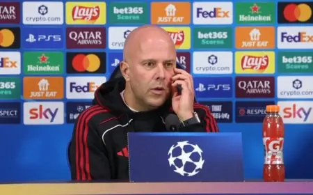 آرني سلوت يكشف رده على استبعاد محمد صلاح من مباراة الإنتر