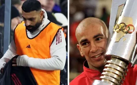 ابتسامة حسام حسن في ظل أزمة محمد صلاح في ليفربول