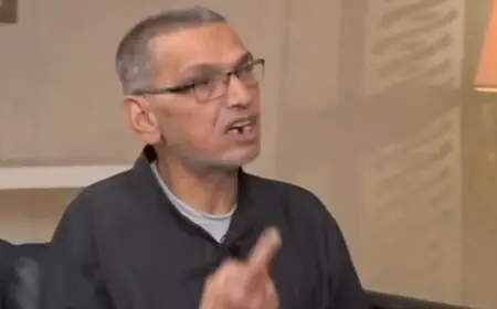 عم رجب يبكي بلا انقطاع على الهواء بعد تخلي أسرته عنه وتركه يعيش وحيدا