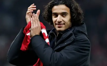 أيوب بوعدي يجمع بين مهارة الكرة وعبقرية الرياضيات