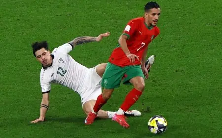 أزارو يقود منتخب المغرب لانتصار مثير على سوريا ويحجز مكانه في نصف نهائي كأس العرب