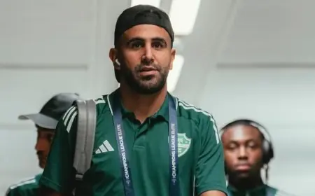 الأهلي السعودي يحدد مستقبل رياض محرز بعيداً عن سيناريو رونالدو مطلقاً