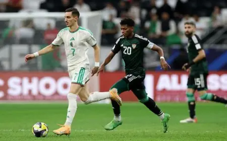 الإمارات تطيح بحامل اللقب الجزائر وتتقدم لنصف نهائي كأس العرب