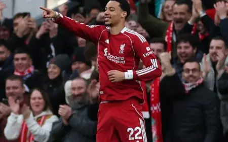 إيكيتيكي يسجل أسرع هدف في الموسم ويمنح ليفربول التقدم على برايتون