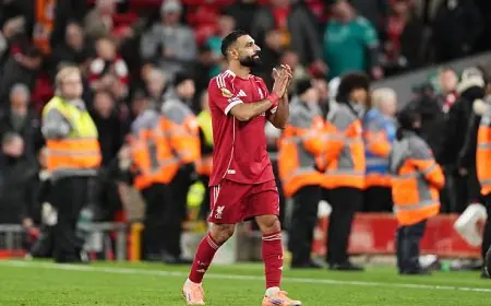 فيديو وداع محمد صلاح لجماهير ليفربول يثير الجدل والدهشة