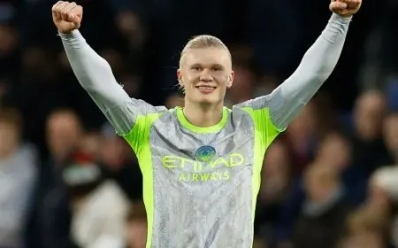 مانشستر سيتي يعزز فرصه باللقب بفوز كبير على كريستال بالاس ومطاردة مستمرة لأرسنال