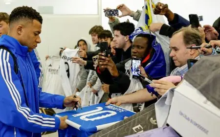 تشابي مُجبر لا بطل: مفاجآت في تشكيلة ريال مدريد ضد ألافيس وعودة مبابي القوية