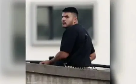 الكشف عن تفاصيل صادمة في هجوم على احتفال يهودي بأستراليا المتهمان أب وابنه