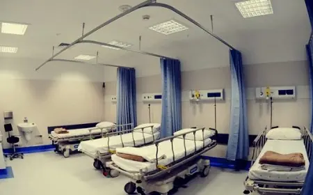 فيتش تشيد بدعم الحكومة للرعاية الصحية مع تخطيها الـ115 مليار جنيه