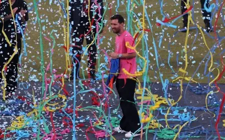 اكتشف قيمة مصافحة ليونيل ميسي في الهند