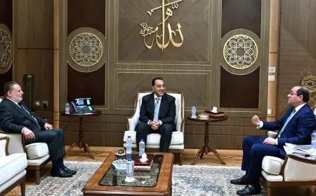 رئيس الوزراء يعزز جهود تنسيق السياسة المالية والنقدية لدعم النشاط الاقتصادي المتنامي في البلاد