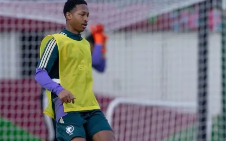 إصابة ثالثة تربك المنتخب السعودي قبل لقاء الإمارات في كأس العرب