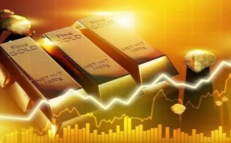 الذهب يلامس ذروة قياسية عالمية بفعل التضخم والتوترات الجيوسياسية