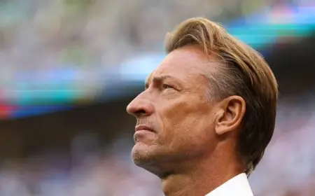 اتحاد الكرة السعودي يكشف الحقيقة حول إقالة رينارد