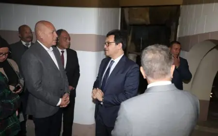 وزير الثقافة والمحافظ يستكشفان متحف الشمع لتحسينه واستقباله للزوار