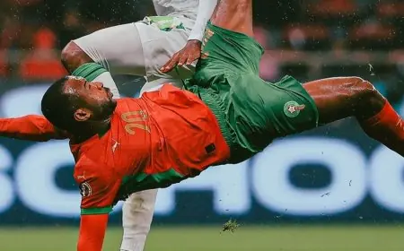 قصة أيوب الكعبي: من شوارع الدار البيضاء إلى التألق في أمم إفريقيا بفن المقصيات