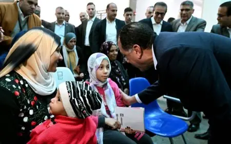 رئيس الوزراء يتفقد مشروعات حياة كريمة بالصف ويطمئن على رضا المواطنين بمركز طب الأسرة بالفهميين