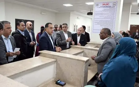 رئيس الوزراء يزور مجمع خدمات المواطنين في قرية الودى ضمن مشروعات حياة كريمة بالصف