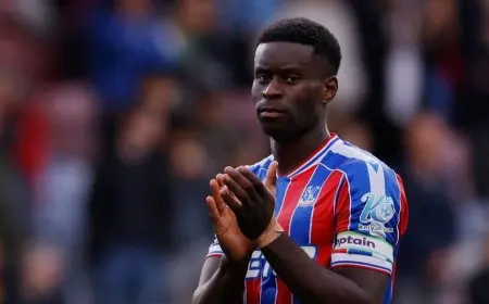 برشلونة يسعى لتحقيق “المستحيل” في ضم المدافع غويهي