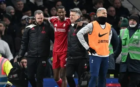 تصريح صادم من مدافع توتنهام بعد إصابة إيزاك مهاجم ليفربول بكسر في الكاحل