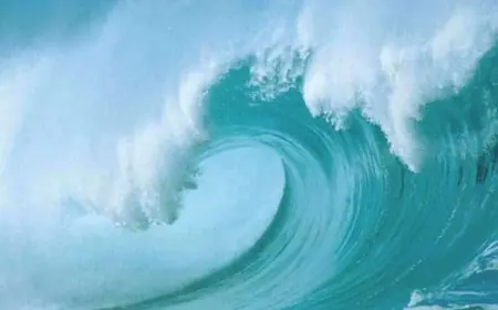 الأرصاد تحذر: اضطراب الملاحة بالمتوسط وارتفاع الأمواج يصل إلى 3.5 متر