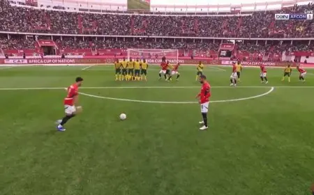 مصر تتقدم على جنوب أفريقيا بفضل هدف صلاح في الشوط الأول الفراعنة يتألقون