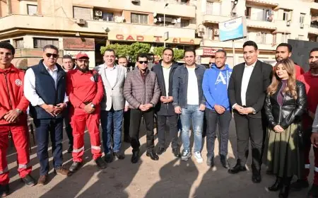 وزير الرياضة يثني على إنجازات الهلال الأحمر المصري