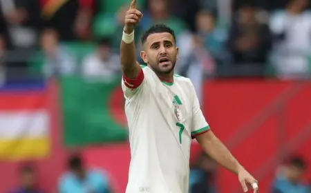رياض محرز يقترب من تحطيم أرقام ماجر التاريخية في مواجهة الجزائر وبوركينافاسو