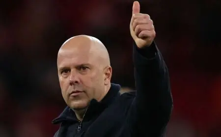 سلوت يعبر عن استيائه من أداء ليفربول رغم التغلب على ولفرهامبتون