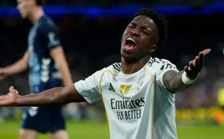 المدير الرياضي للاتحاد السعودي يمهد الطريق لصفقة ضم فينيسيوس