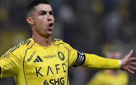 كريستيانو رونالدو يتوج بجائزة الأفضل في الشرق الأوسط خلال حفل غلوب سوكر